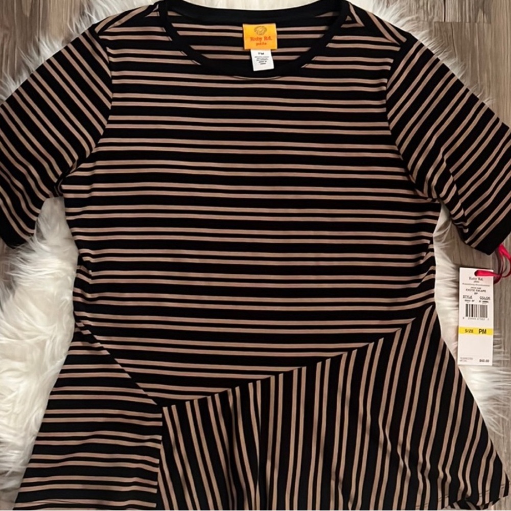 Ruby Rd. Top (Small / Petite Med) - Picture 7 of 15
